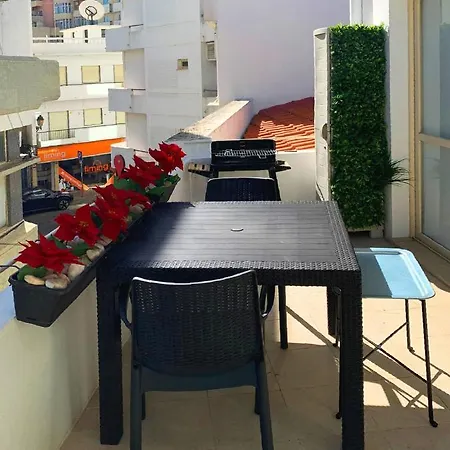 Teacher'S Refuge-Downtown Studio Apartment