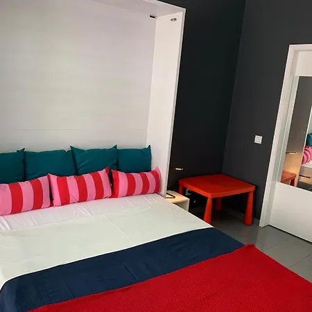 Teacher'S Refuge-Downtown Studio Apartment *